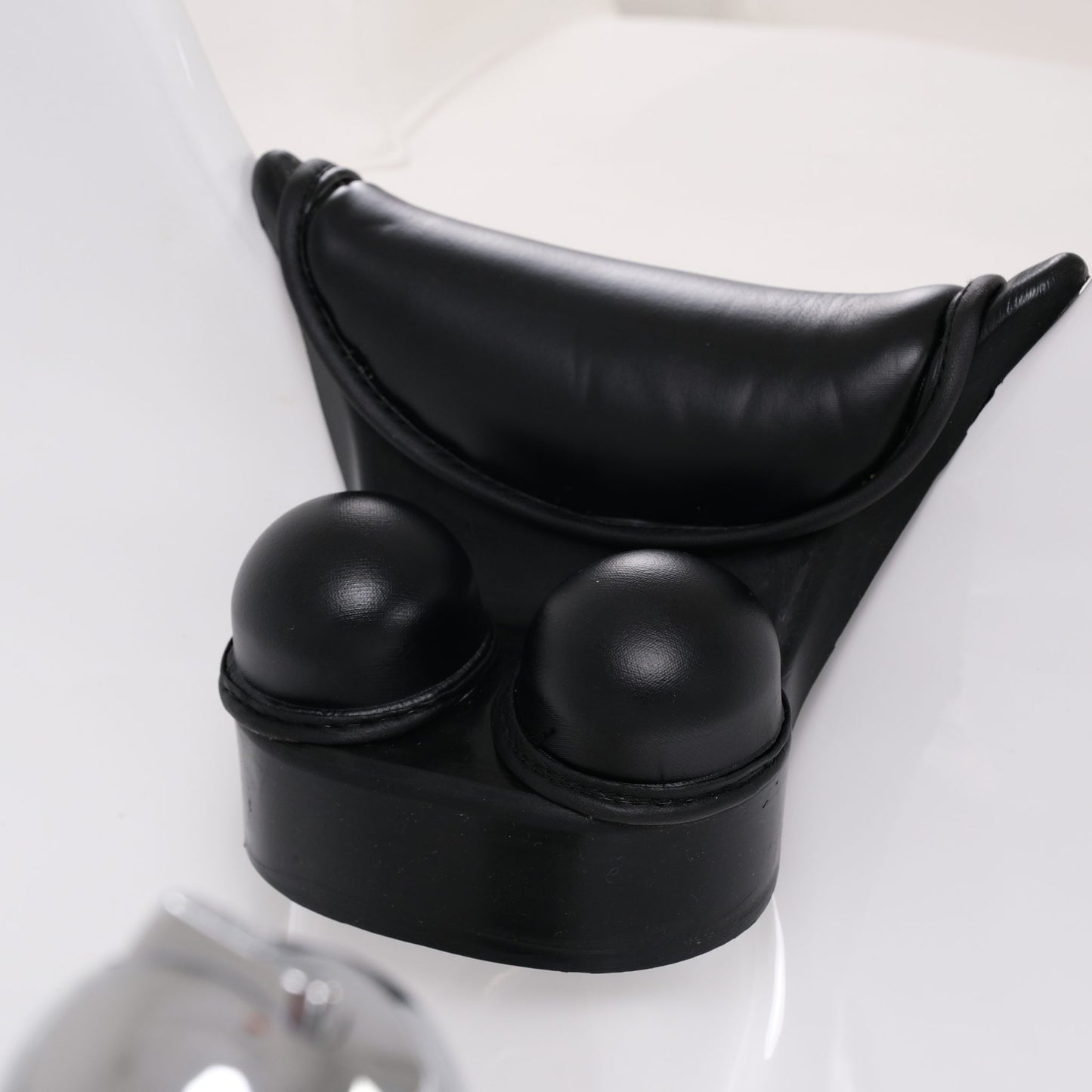 Karma Swivel Shampoo Unit